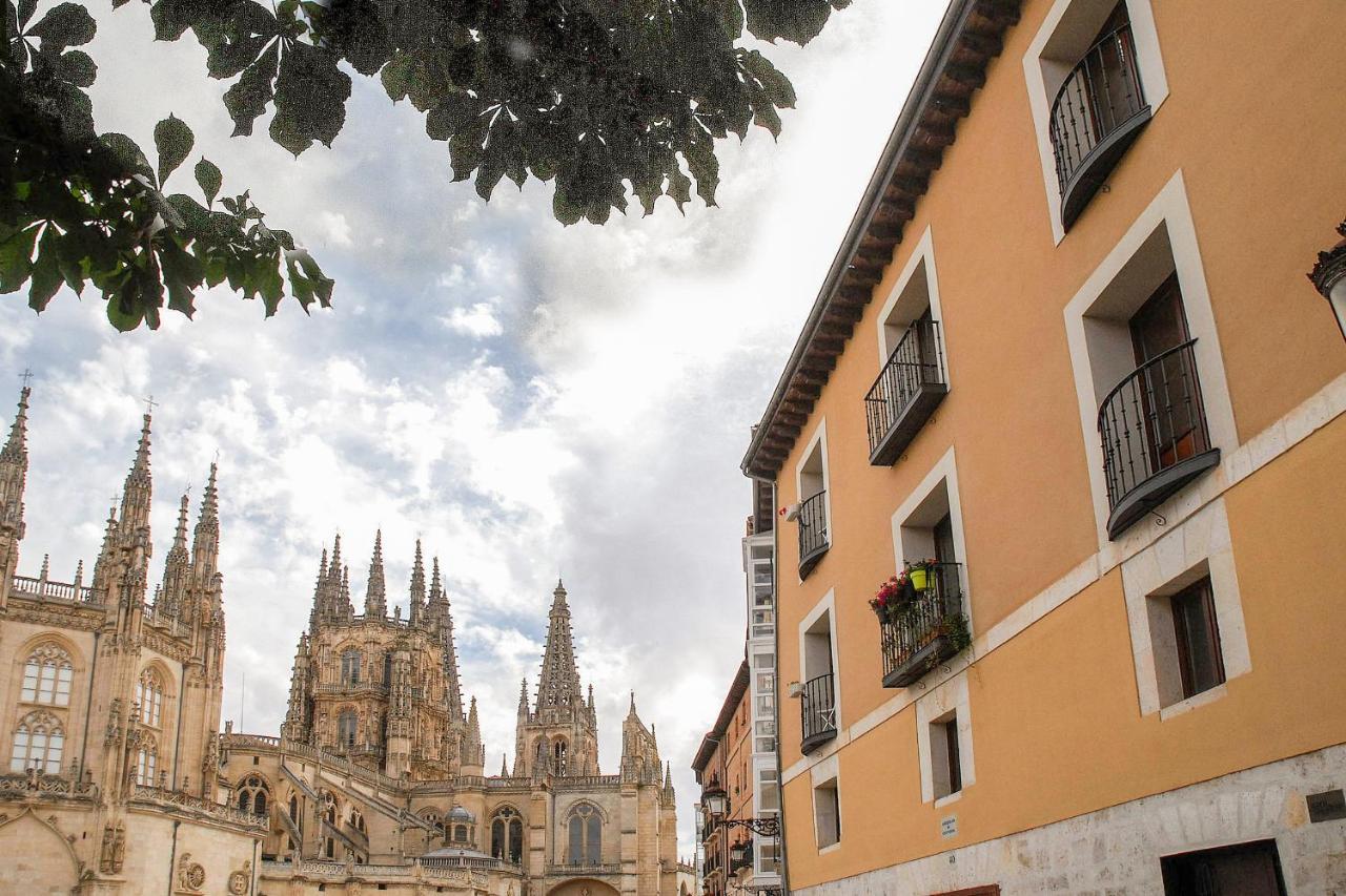 La Catedral Vut - Apt Para 4 Con Wifi En El Centro De Burgo Eksteriør bilde